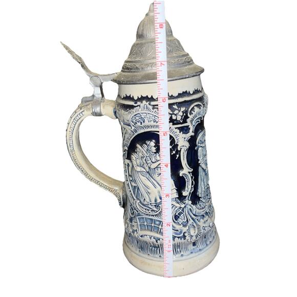 Vintage Alt Gernzau Western Germany Lidded Beer Stein, Blue “Aufder Alm” Scene - Picture 8 of 8